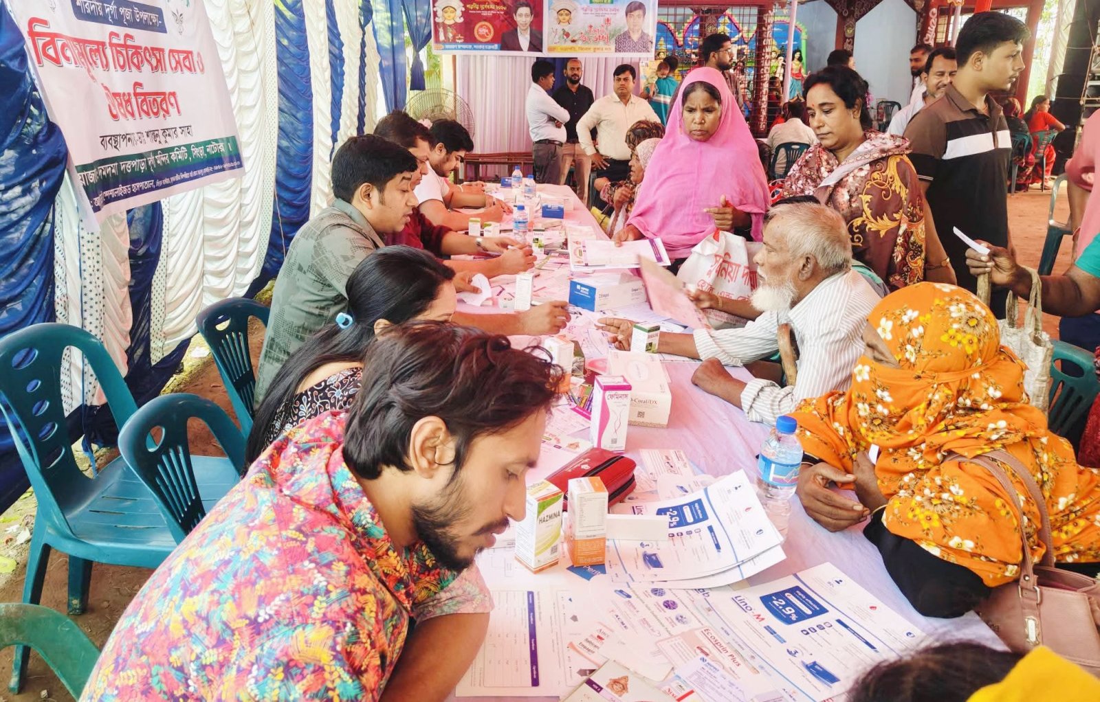 সিংড়ায় দুর্গাপূজা উপলক্ষে ৩ হাজার রোগীকে বিনামূল্যে চিকিৎসাসেবা