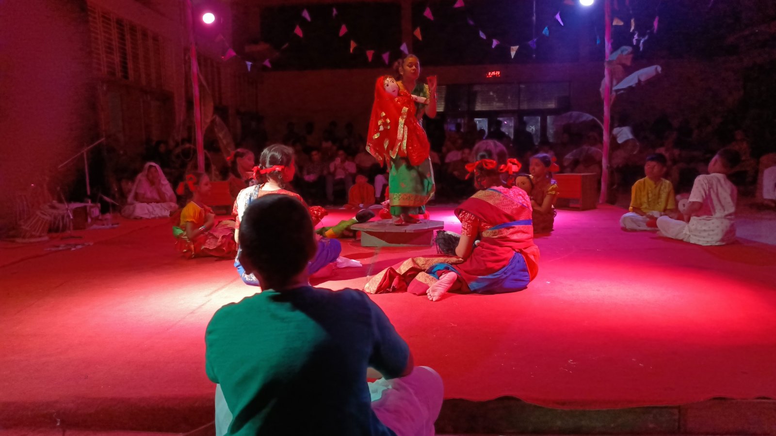 নওগাঁয় নজরুল বর্ষ উপলক্ষে শিশু তোষ নাট পুতুলের বিয়ে মঞ্চস্থ