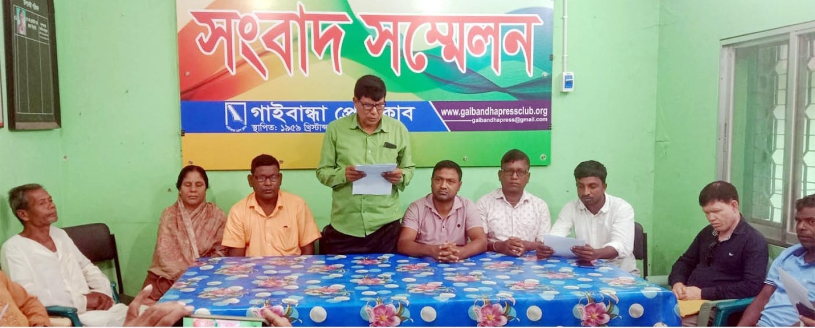 ফুলছড়ির কালীরবাজার কেন্দ্রীয় মন্দির কমিটি ‎নিয়ে ফুঁসছে সনাতন হিন্দু সম্প্রদায়