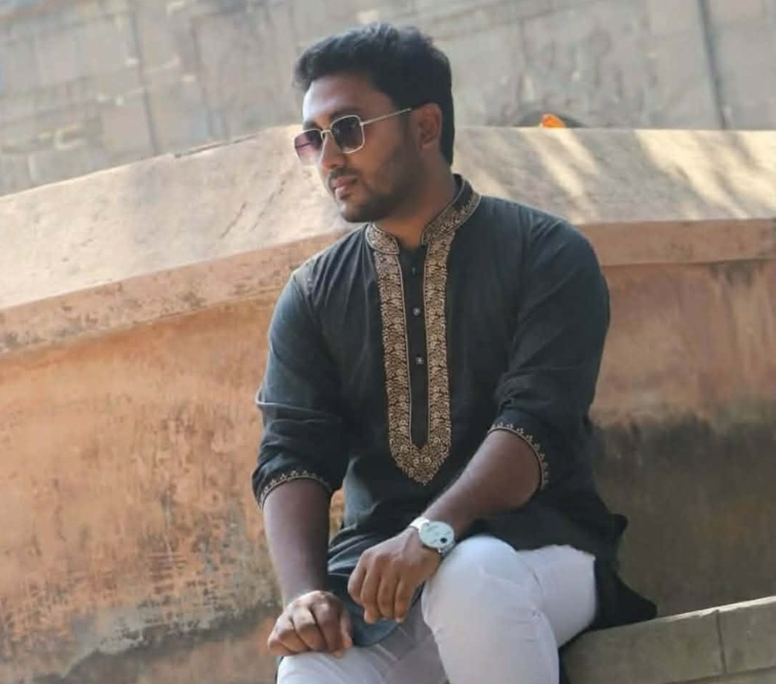 নওগাঁয় জননী ছাত্রাবাস থেকে ছাত্রের মরদেহ উদ্ধার