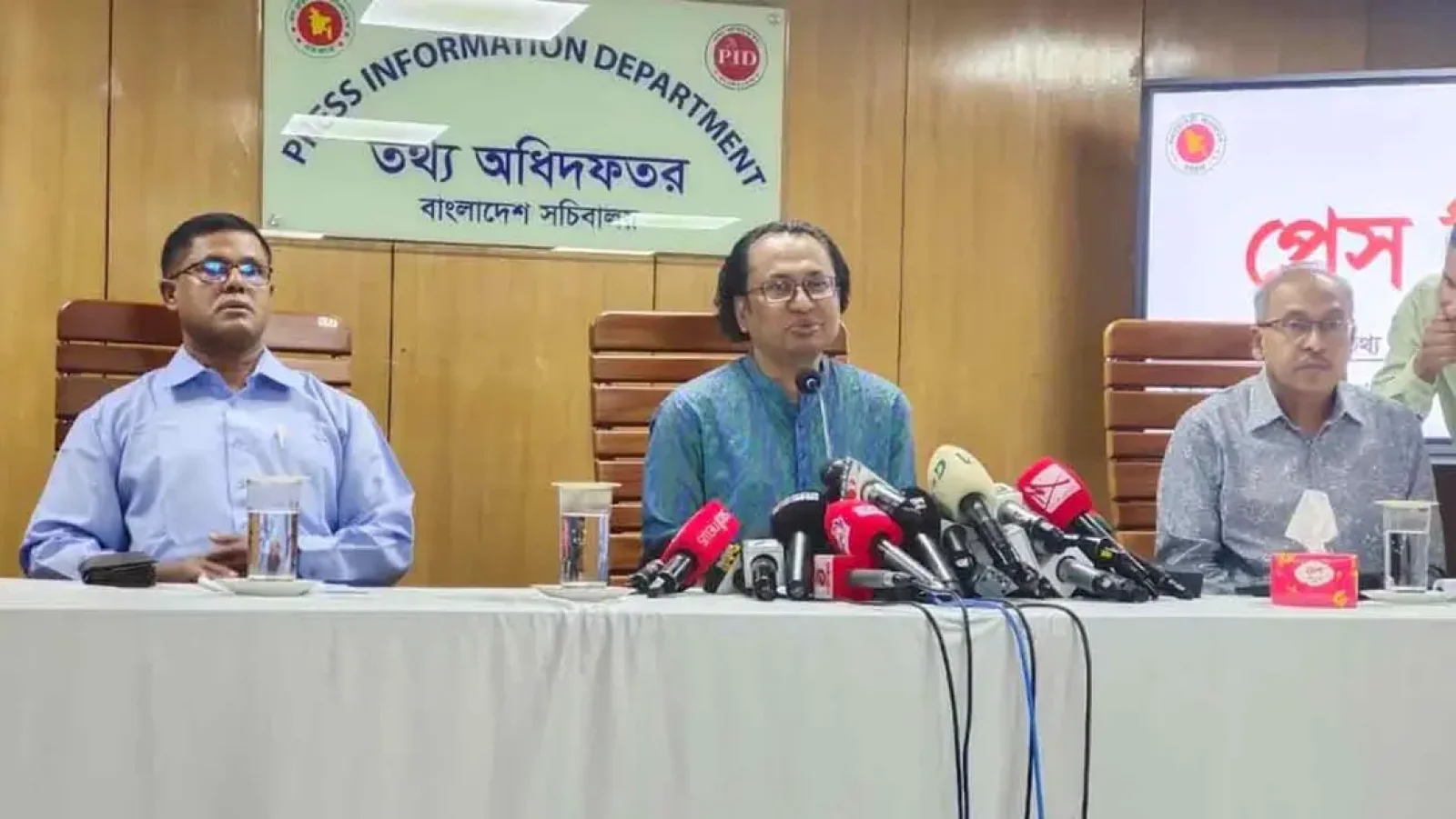 টুথপেস্টে মাইক্রোপ্লাস্টিক : জনগণের স্বার্থে পদক্ষেপ নেবে সরকার