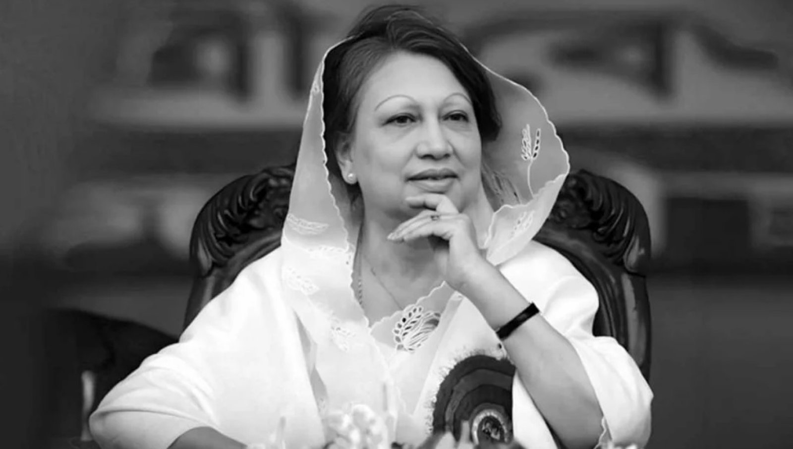 খালেদা জিয়া স্মৃতি স্বর্ণপদক পেলেন ফখরুল-তামিমসহ ১৫ বিশিষ্টজন