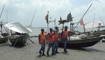 চার সমুদ্রবন্দরে ৩ নম্বর সতর্কতা ॥ বৃষ্টি ঝরার সম্ভাবনা