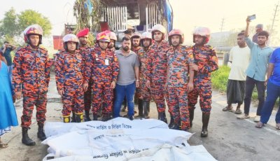 মুন্সীগঞ্জে এক্সপ্রেসওয়েতে বাস দুর্ঘটনায় নিহত ৩ ॥ আহত ১৬