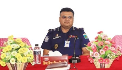 চাঁপাইনবাবগঞ্জে শান্তিপূর্ণ পরিবেশে শারদীয় দুর্গাপূজা সম্পন্ন-পুলিশ সুপারের কৃতজ্ঞতা