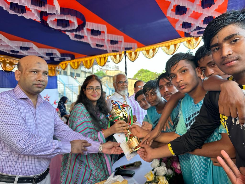 চাঁপাইনবাবগঞ্জে গ্রীষ্মকালীন ক্রীড়া প্রতিযোগিতার সমাপনী ও পুরস্কার বিতরণী